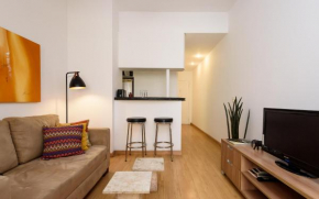 Omar do Rio - BI 1005 Studio Moderno, Internet 500mbps, WorkStation, Chromecast, na melhor localização de Copacabana, próximo ao Baixo Copa, 03 minutos andando da Praia de Copacabana e do Metrô Cantag